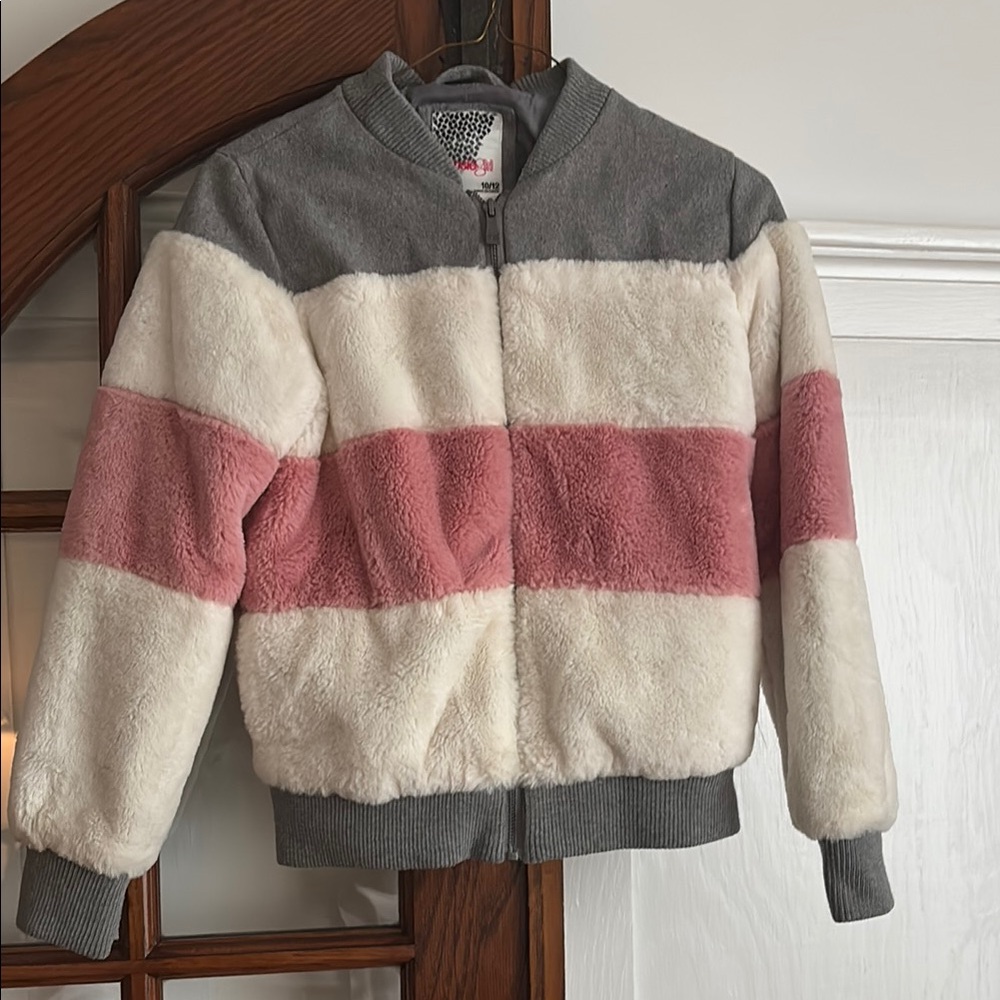 Kensie Girl Gray and Pink faux fur bomber Jacket with Ribbed Details